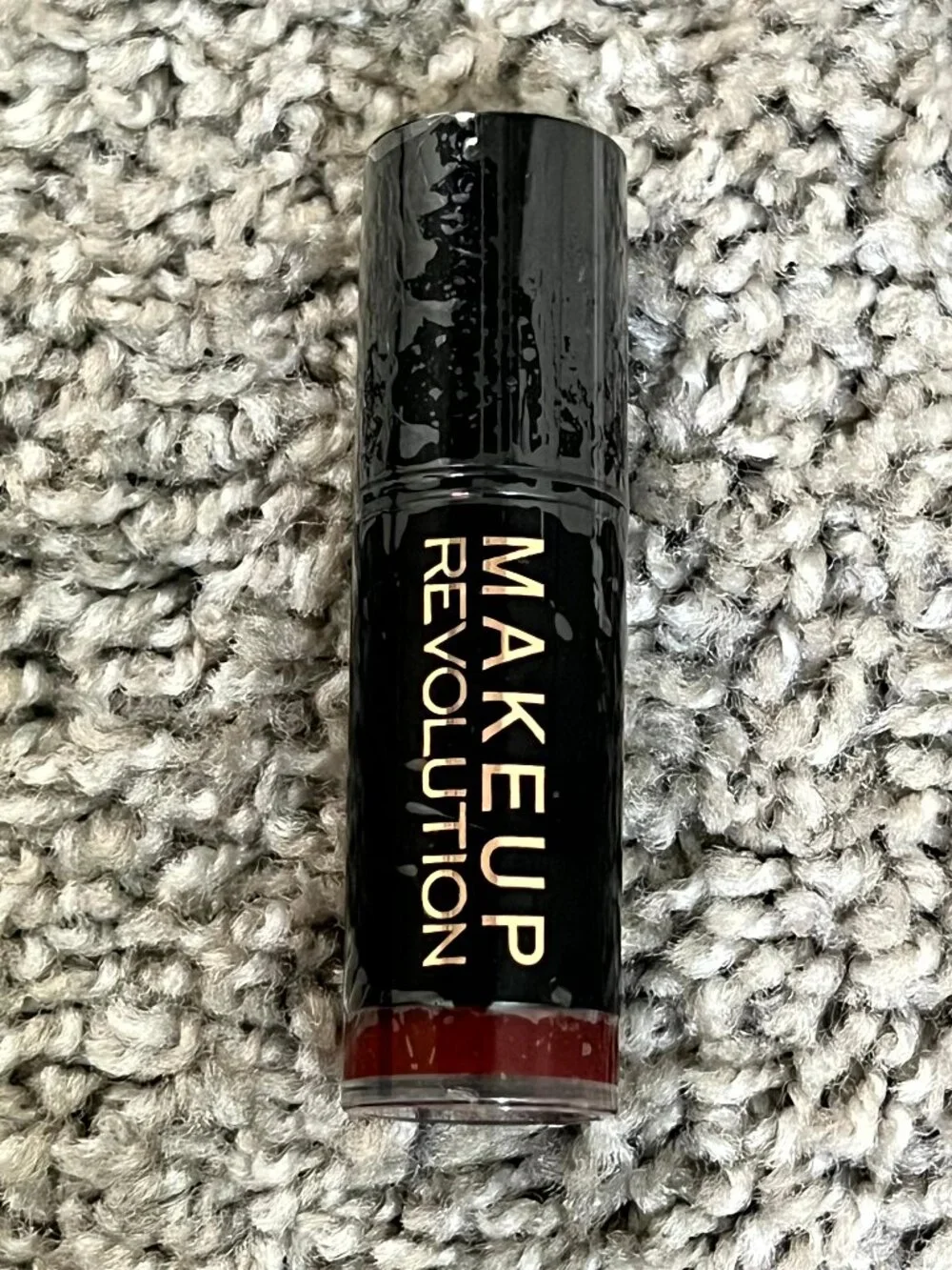 New Makeup Revolution Lipstick Reckless 0.11oz/3.2g